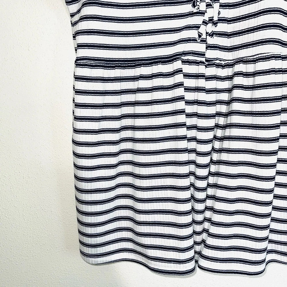 Maurices NWT White & Navy Blue Striped Lace-up Babydoll Tank Top Medium Women’s - Picture 6 of 12